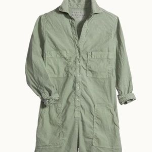 Frank & Eileen Ireland play suite Sage